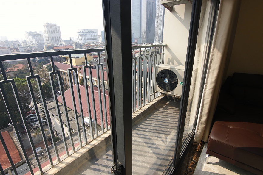 Bright modern 3-bedroom apartment for rent in Ba Dinh