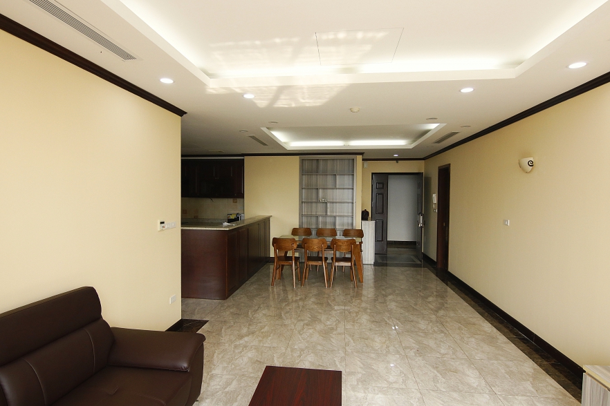 Bright modern 3-bedroom apartment for rent in Ba Dinh