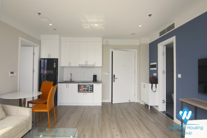 A high quality  1 bedrooms apartment for rent on Thuy Khue