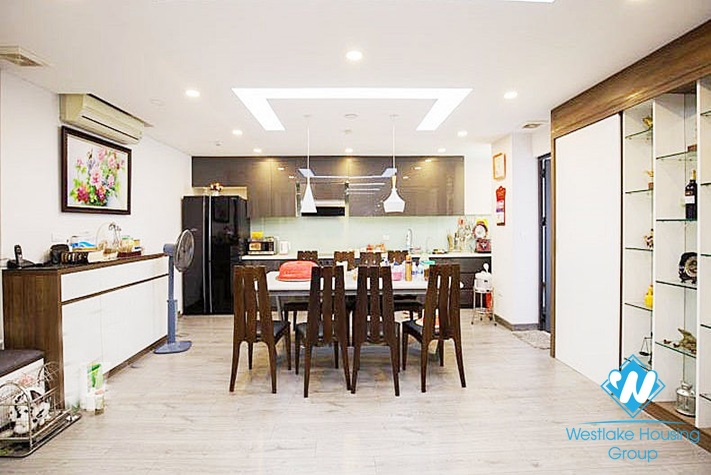 A spacious, modern apartment with 3 bedrooms for rent in Ciputra Block 
