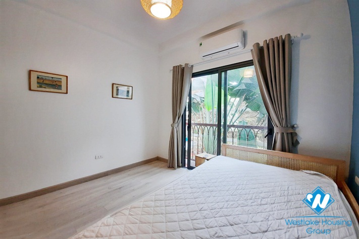 New three-bedroom apartment for rent in ngoc Thuy Long Bien