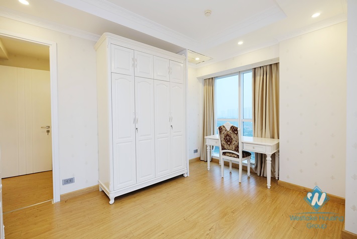 Elegant 154sqm 3 bedroom apartment for rent in Ciputra, Hanoi