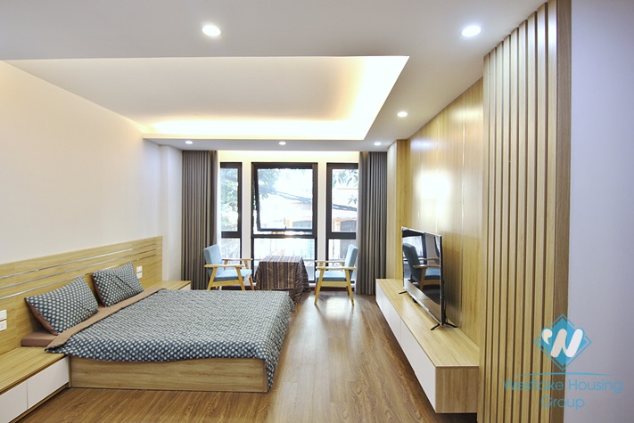 A brand new studio with lot of natural light in Tay ho, Ha noi