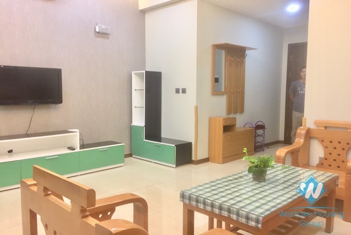A nicely 2 bedrooms apartment for rent in Trang An complex, Cau Giay, Ha Noi