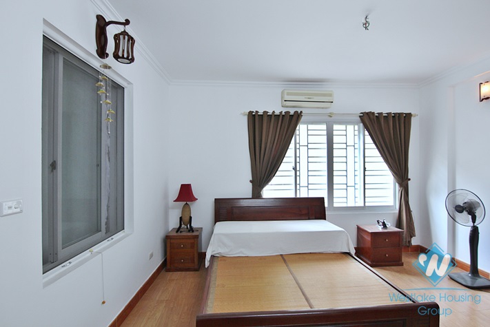 An affordable 3 bedrooms house for rent in Tay Ho area