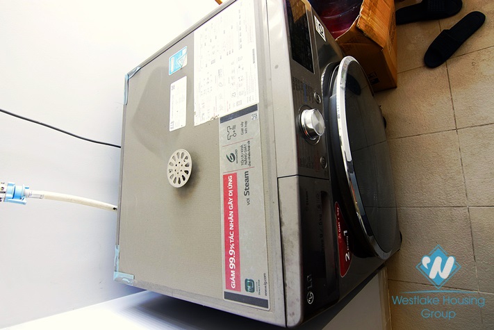 Bright and new two bedrooms apartment for rent in Vinhome Metropolis, Ba Dinh