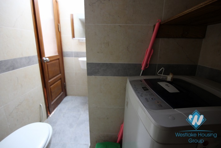 Duplex and lakeview apartment for rent in Nghi Tam village, Tay Ho.