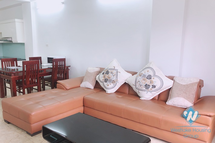 Two bedroom apartment for rent in Nguyen Chi Thanh, Dong Da, Ha Noi