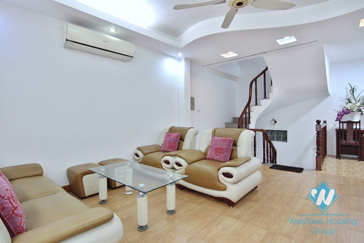 An affordable 3 bedrooms house for rent in Tay Ho area