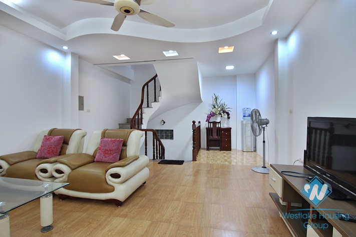 An affordable 3 bedrooms house for rent in Tay Ho area