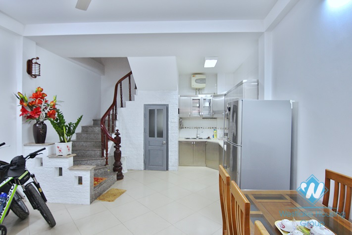 An affordable 3 bedrooms house for rent in Tay Ho area