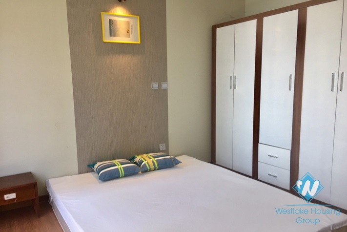 A nicely 2 bedrooms apartment for rent in Trang An complex, Cau Giay, Ha Noi