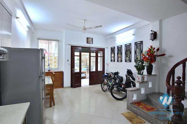 An affordable 3 bedrooms house for rent in Tay Ho area