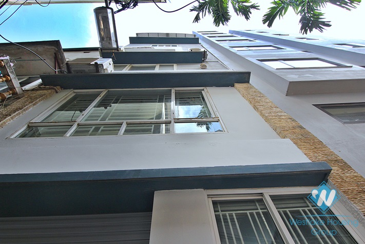 An affordable 3 bedrooms house for rent in Tay Ho area