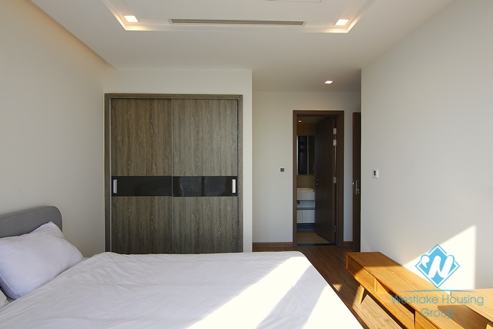 Bright and new two bedrooms apartment for rent in Vinhome Metropolis, Ba Dinh