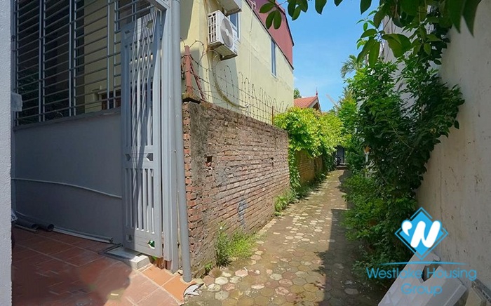 A bright, stylish house in a tranquil neighborhood of Tay Ho for rent