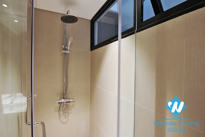 A modern 2 bedroom apartment for rent on Xuan Dieu street, Tay Ho