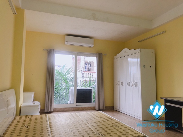 Bright, spacious studio with budget price for rent on Nguyen Chi Thanh street