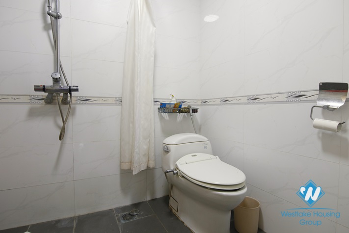 Three bedrooms apartment for rent in Vimeco, Pham Hung, Cau Giay