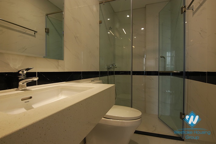 New and gorgeous 3 bedroom apartment for rent in My Dinh Peal