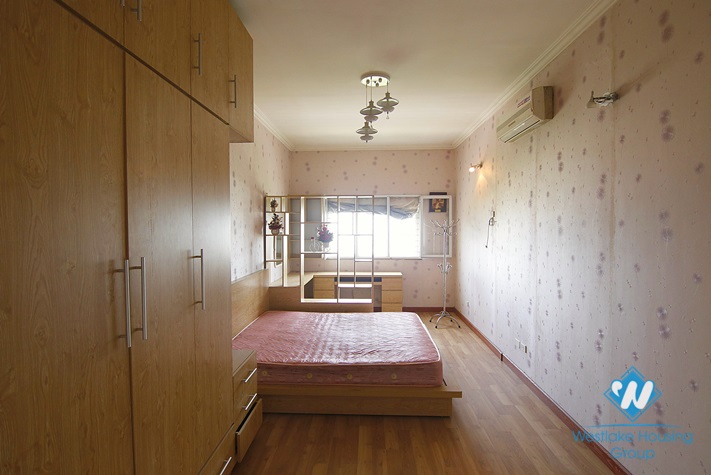 Three bedrooms apartment for rent in Vimeco, Pham Hung, Cau Giay