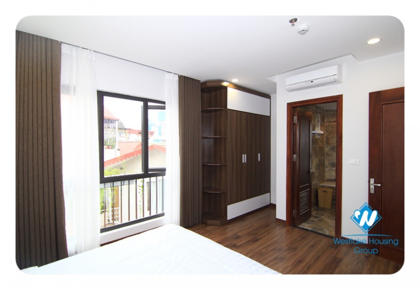 Modern 1-bedroom apartment on Dao Tan Str