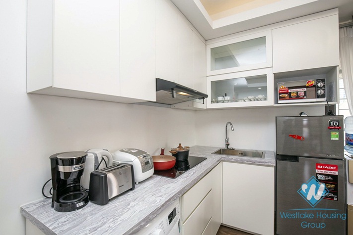 Brand new and bright 1 bedroom apartment for rent in Dao tan, Ba dinh