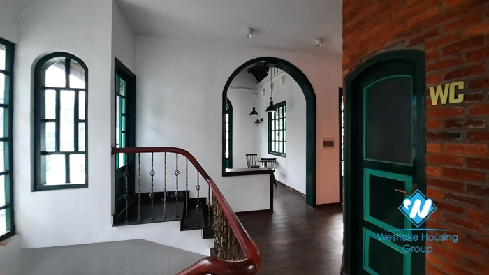 House for rent suitable for office and restaurant in Gia Lam district