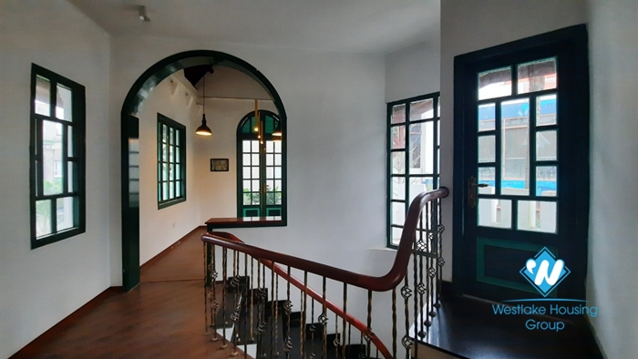 House for rent suitable for office and restaurant in Gia Lam district