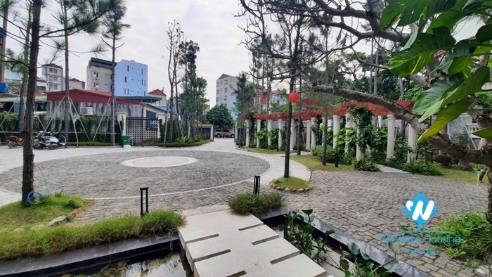 House for rent suitable for office and restaurant in Gia Lam district