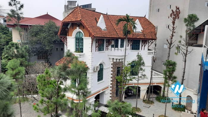 House for rent suitable for office and restaurant in Gia Lam district