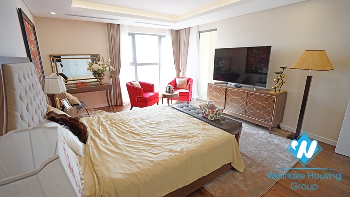 Spectacular serviced 3 bedroom apartment for rent in D’. Le Roi Soleil, Tay Ho, Hanoi