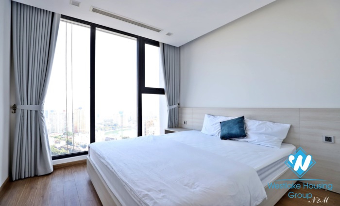 New and modern 3 bedroom apartment for rent in Vinhome metropolis, Ba dinh
