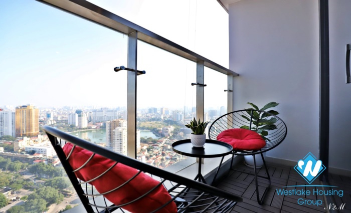 New and modern 3 bedroom apartment for rent in Vinhome metropolis, Ba dinh