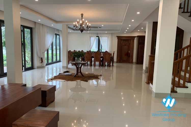 Nice house with 4 bedrooms for rent in Ecopark Van Giang District