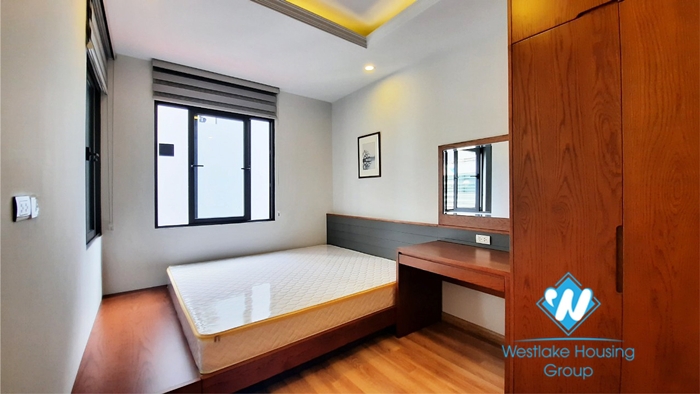1 bedroom for rent in the center of Hai Ba Trung district next to Vincom Ba Trieu.