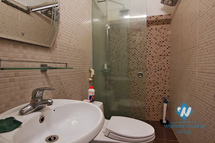 An affordable house for rent in Xuan Dieu, Tay Ho, Ha Noi