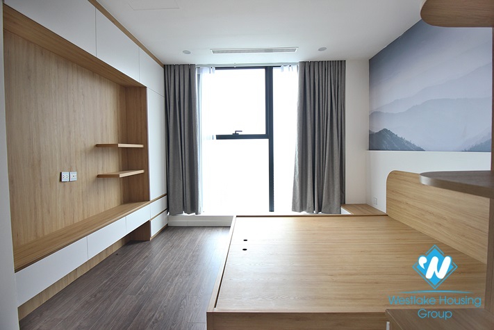 Duplex apartment with lots of characterful texture for rent in Sunshine City