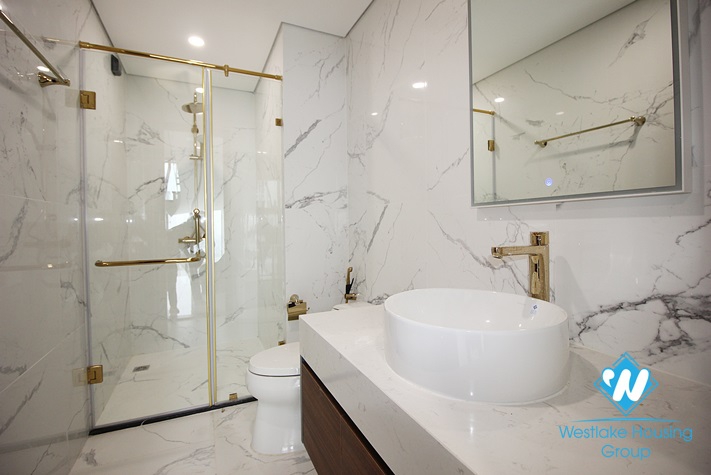 Duplex apartment with lots of characterful texture for rent in Sunshine City