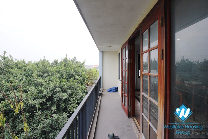Big size 03 apartment for rent in Xuan Dieu st, Tay Ho District