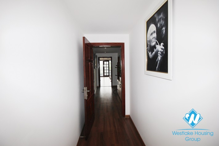 Big size 03 apartment for rent in Xuan Dieu st, Tay Ho District