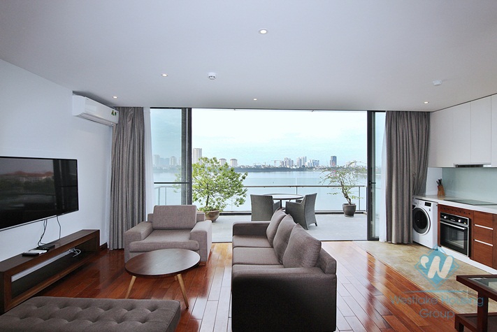 Top floor one bedroom apartment for rent in Tay Ho district, Ha Noi