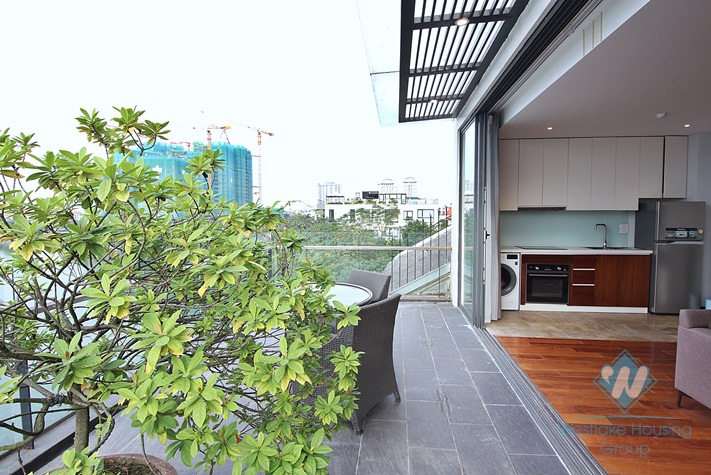 Top floor one bedroom apartment for rent in Tay Ho district, Ha Noi