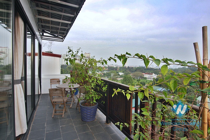 Bright and gorgeous 2 bedrooms apartment for rent in Dang Thai Mai, Tay Ho, Ha Noi