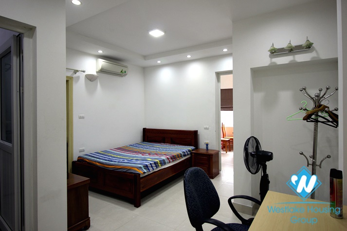 A good-priced 1 bedroom apartment for rent on Tu Hoa street