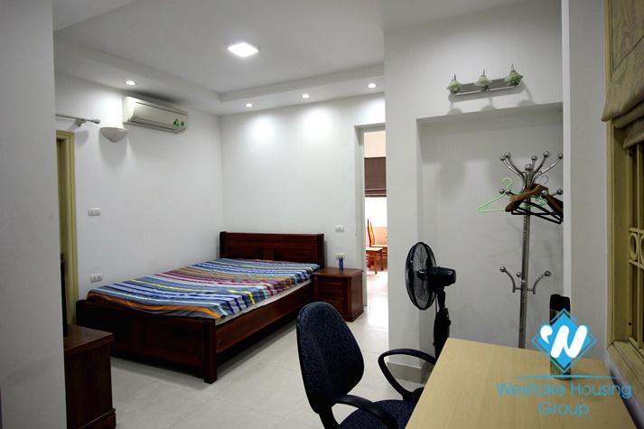 A good-priced 1 bedroom apartment for rent on Tu Hoa street