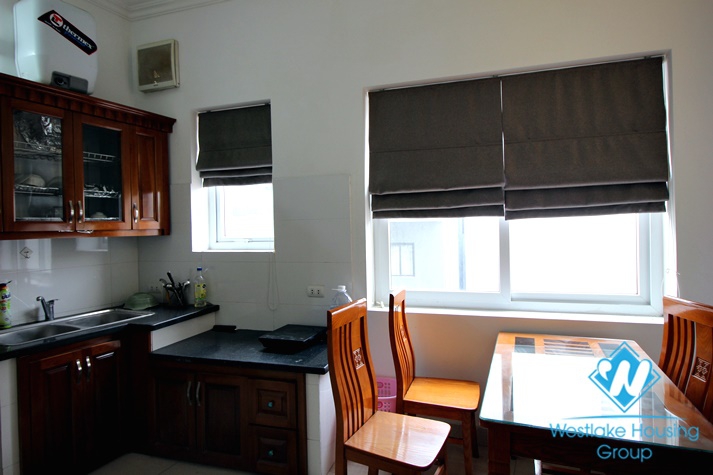 A good-priced 1 bedroom apartment for rent on Tu Hoa street