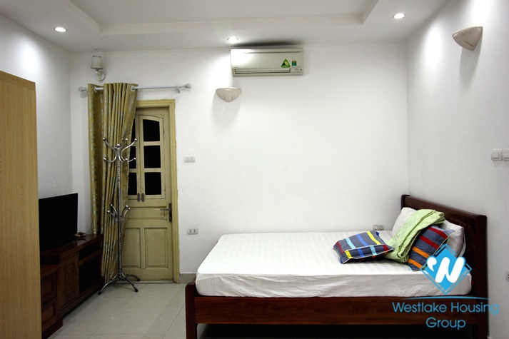  A  Studio for rent inTu Hoa st, Tay Ho district, Ha Noi