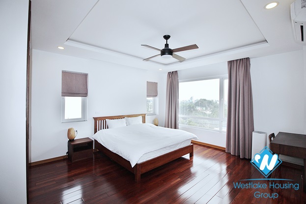 A 4 bedroom apartment with stunning lake view and huge balcony in Tay Ho, Ha Noi