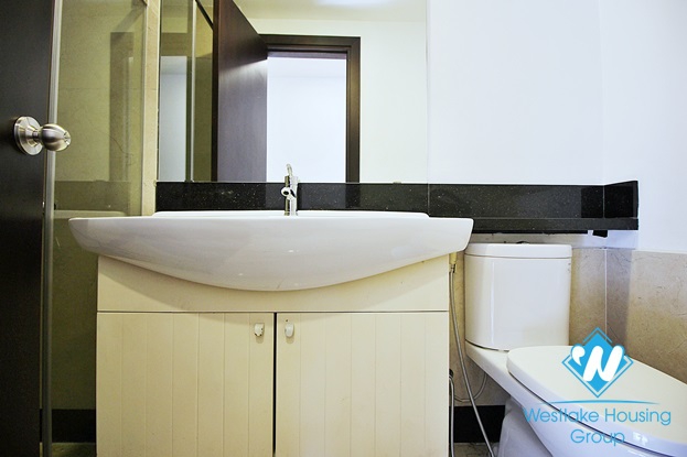 A 4 bedroom apartment with stunning lake view and huge balcony in Tay Ho, Ha Noi